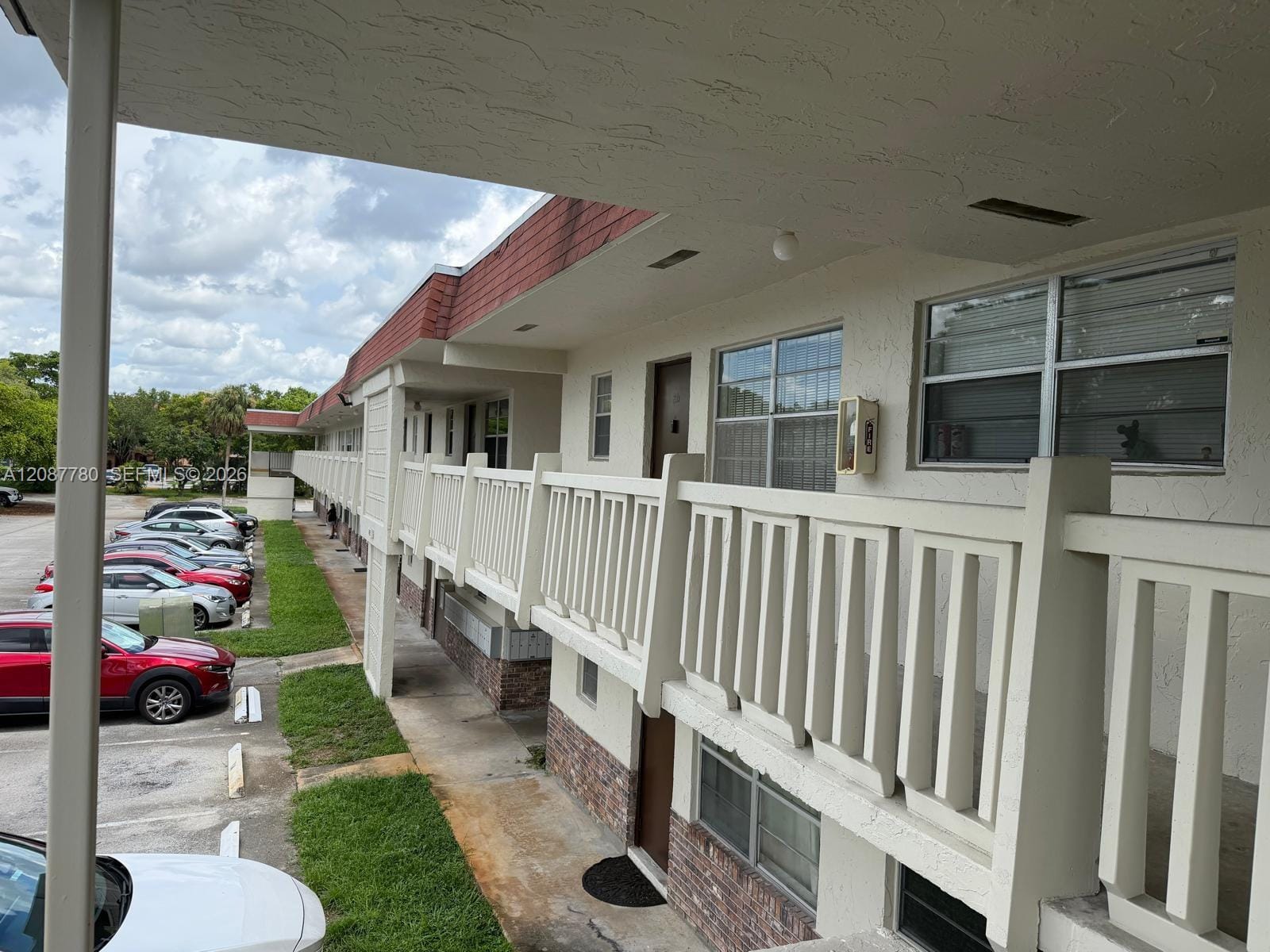 4169 SW 67 Avenue 208 — photo 1