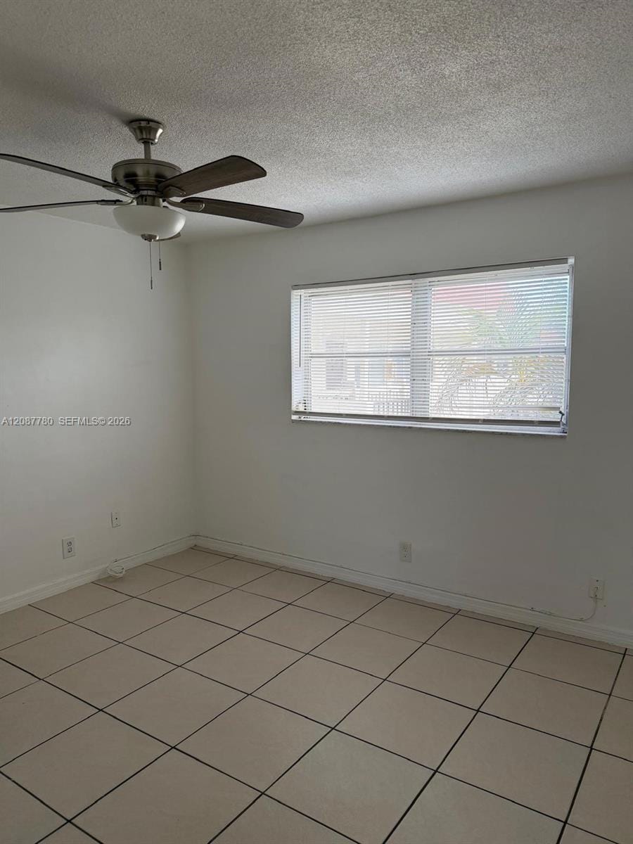 4169 SW 67 Avenue 208 — photo 2