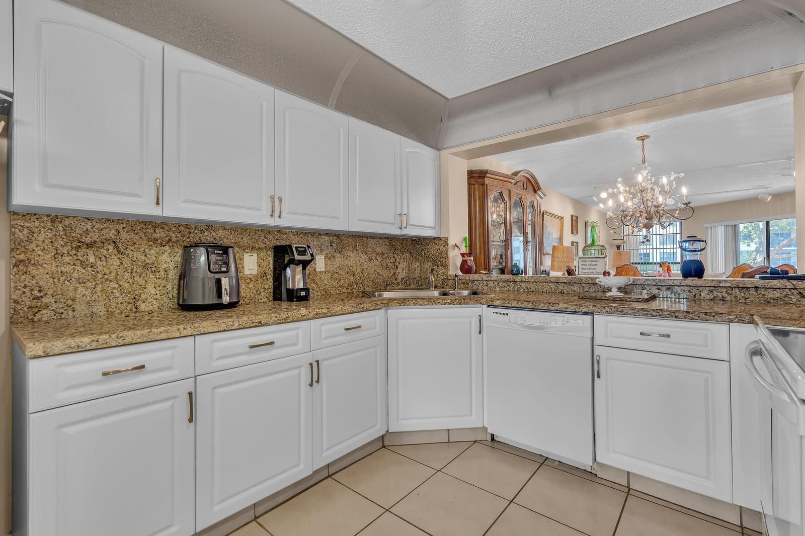 7216 Fairfax Drive 109 — photo 10