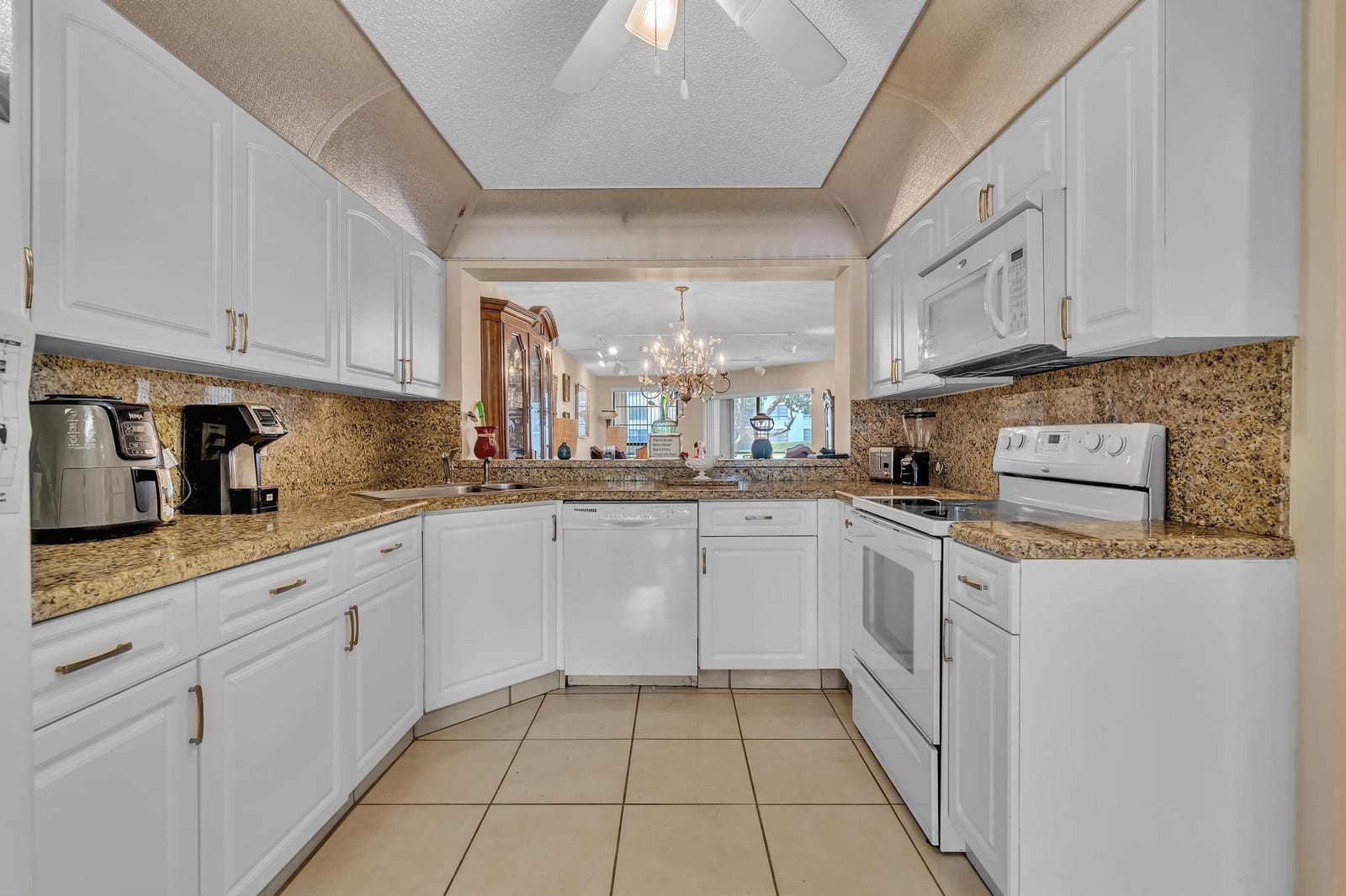 7216 Fairfax Drive 109 — photo 12