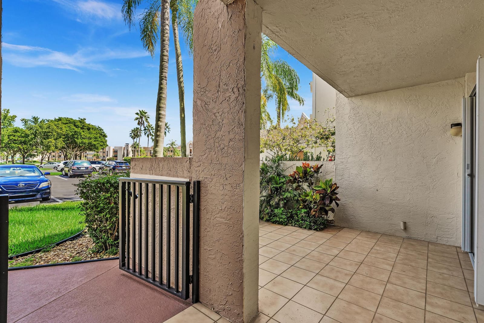 7216 Fairfax Drive 109 — photo 3