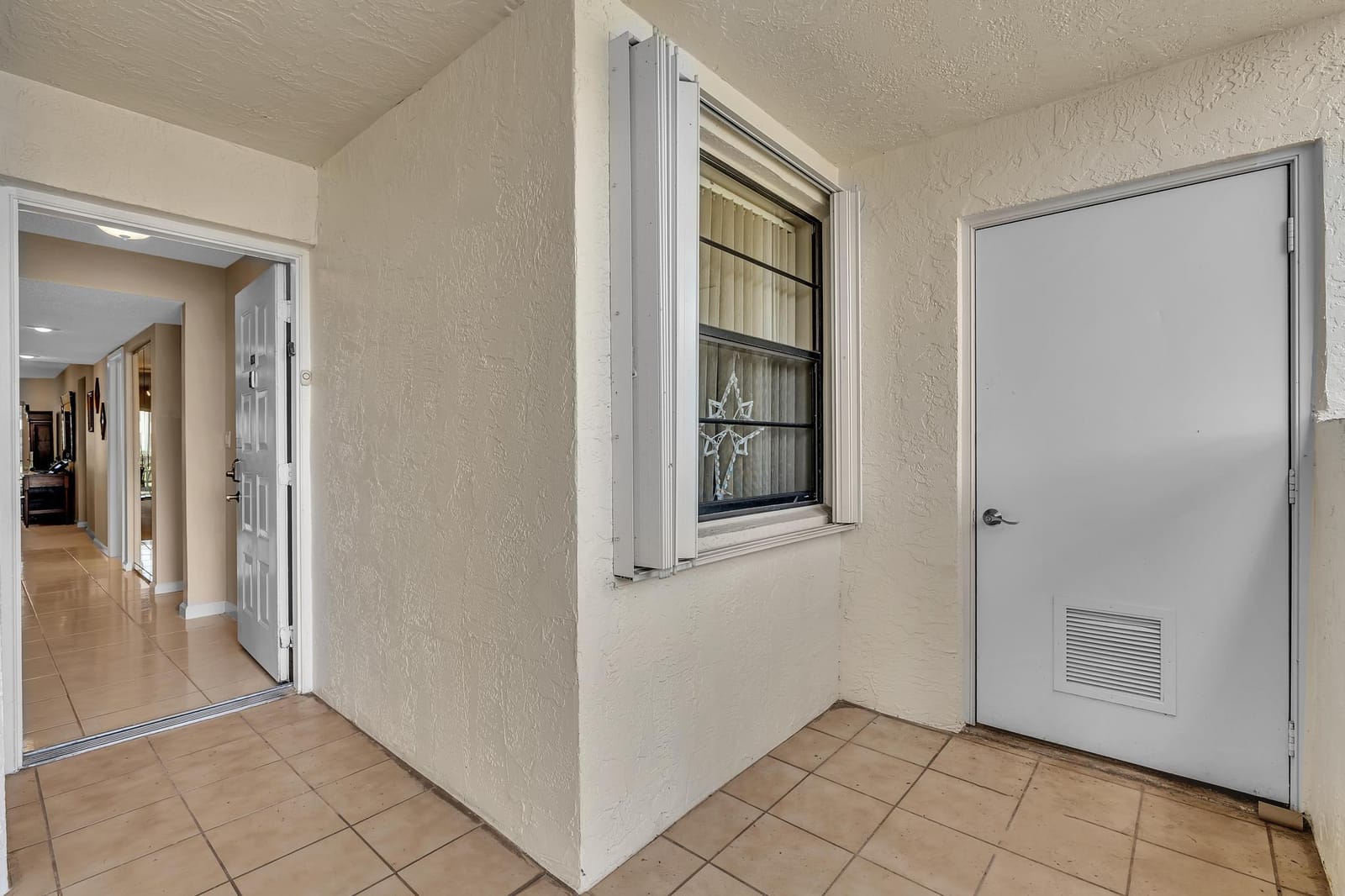 7216 Fairfax Drive 109 — photo 6