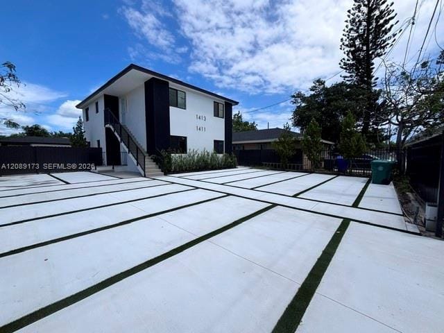 1411 NW 40th Street 1 — photo 2