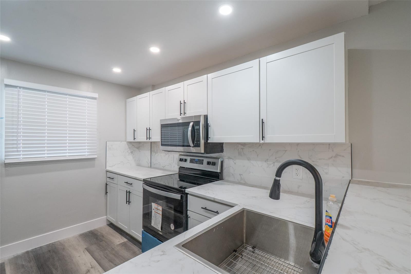 119 ROYAL PARK Drive 4H, Oakland Park, FL 33309 photo 3