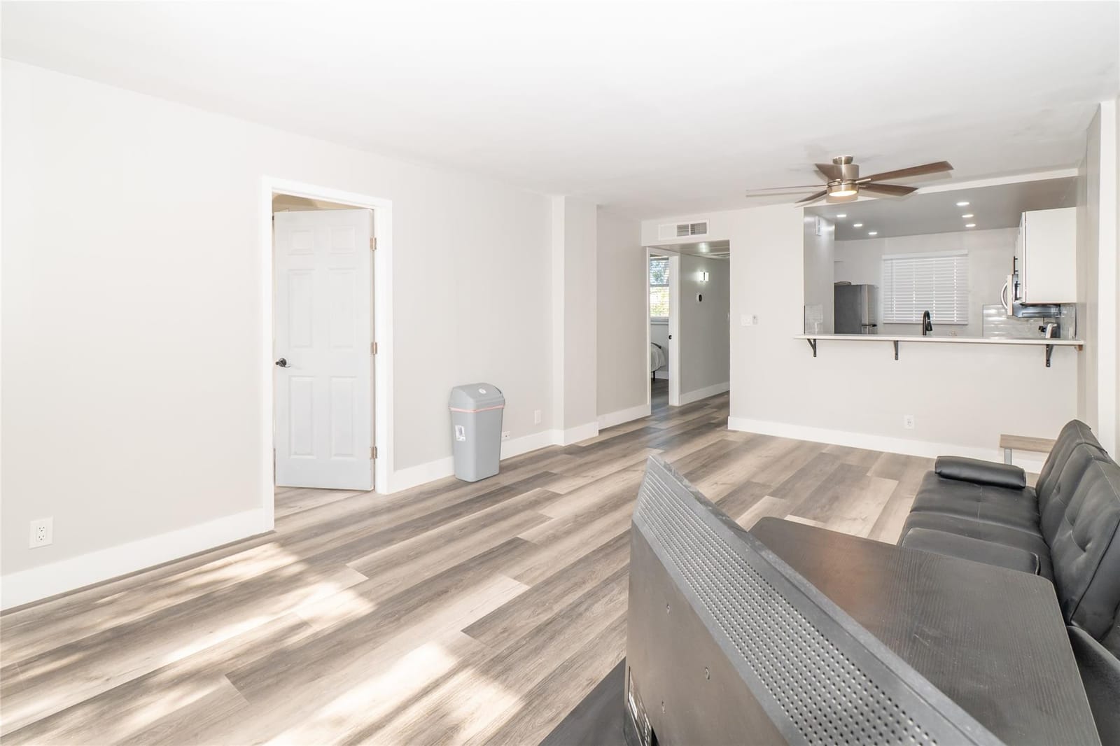 119 ROYAL PARK Drive 4H, Oakland Park, FL 33309 photo 10