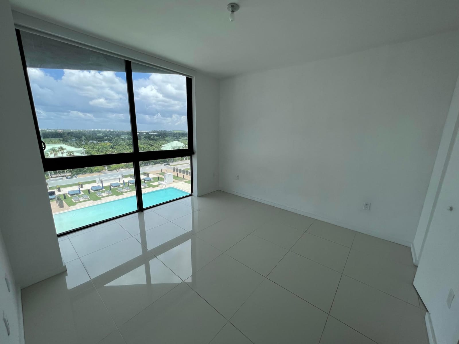 5300 PASEO Boulevard 708 — photo 7