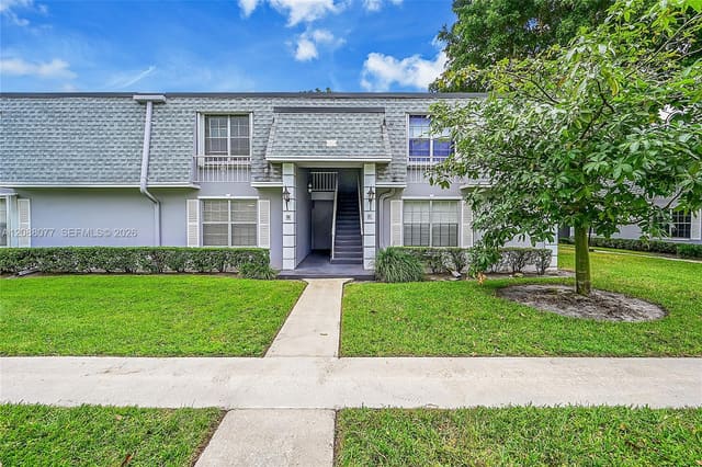 306 NW 69th Avenue 162, French Quarter Condominium, Plantation, FL