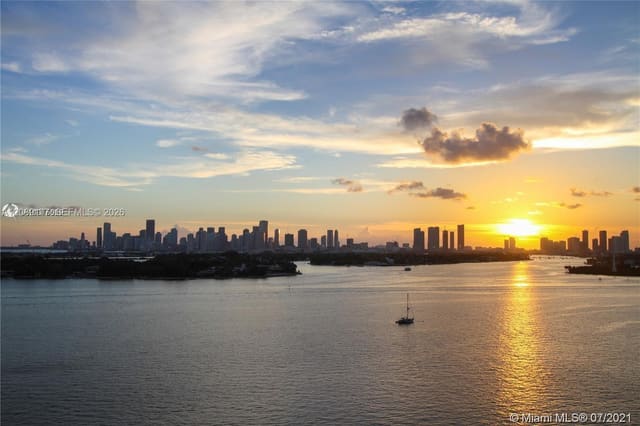1200 West Avenue 1522, Miami Beach, FL 33139
