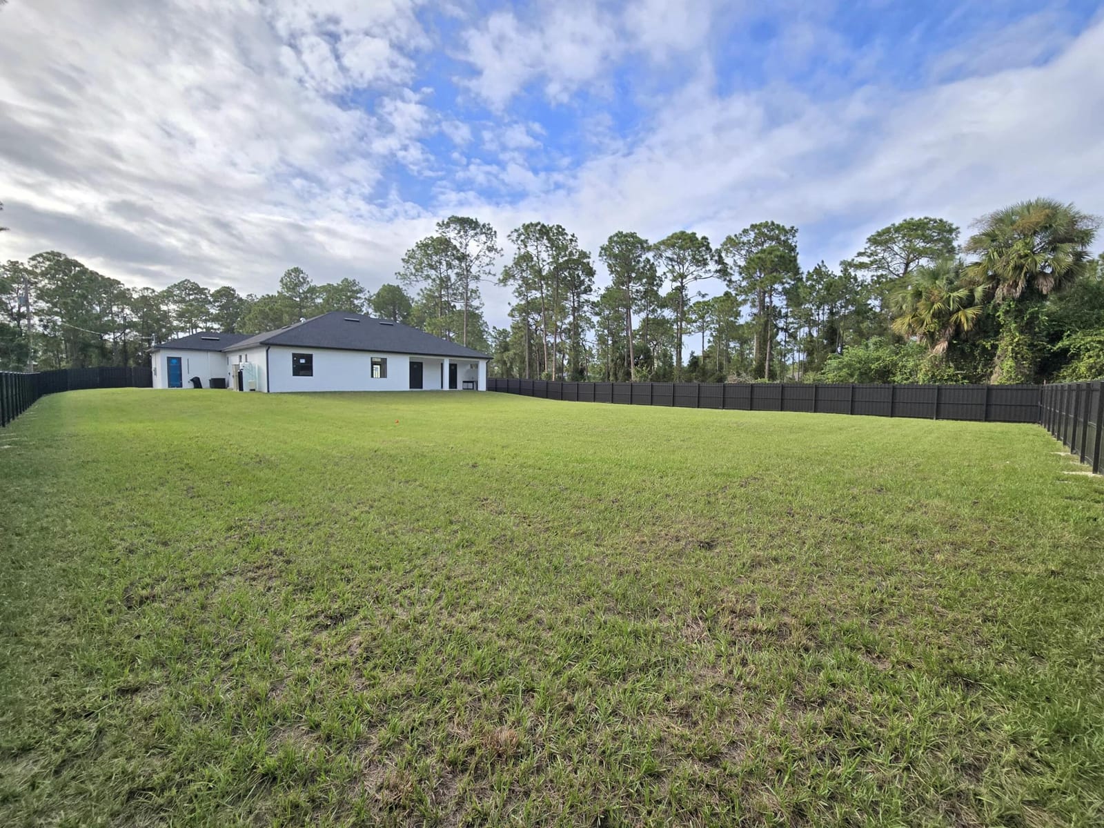 1114 Magnolia Avenue, Lehigh Acres, FL 33972 photo 3