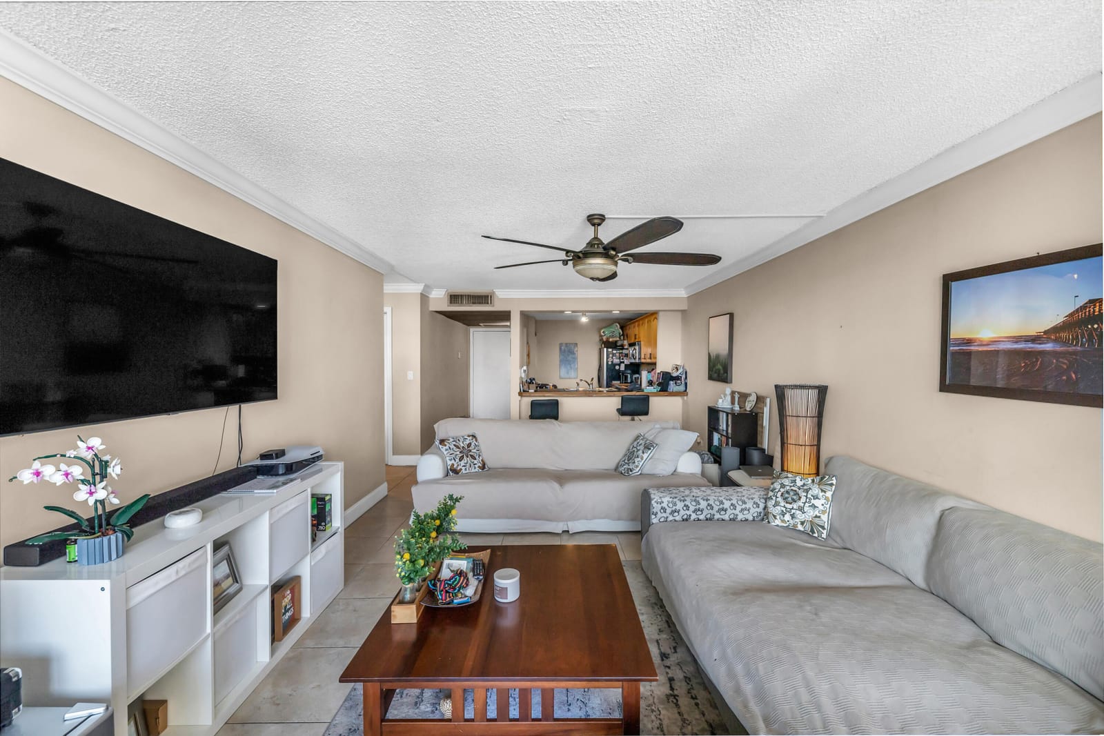 6 ROYAL PALM Way 307 — photo 2
