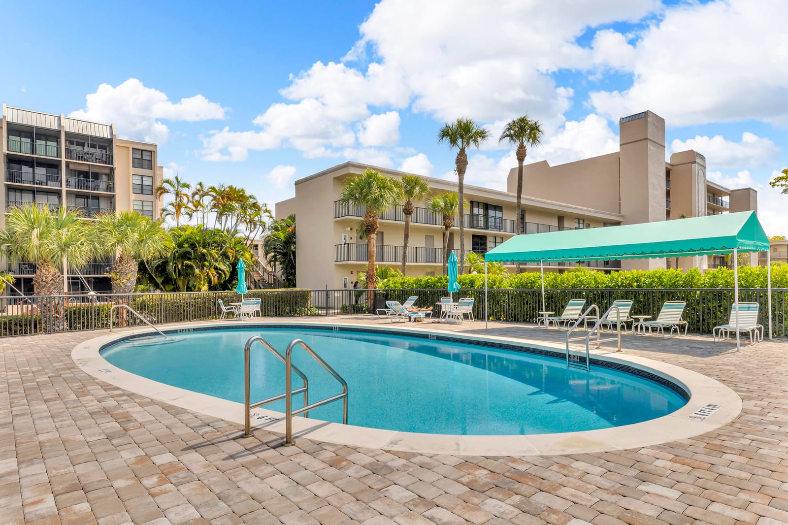 6 ROYAL PALM Way 307 — photo 9