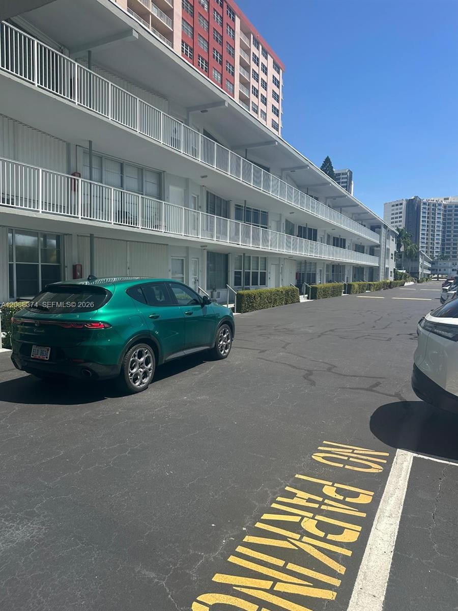 3177 S Ocean Drive 122 — photo 3