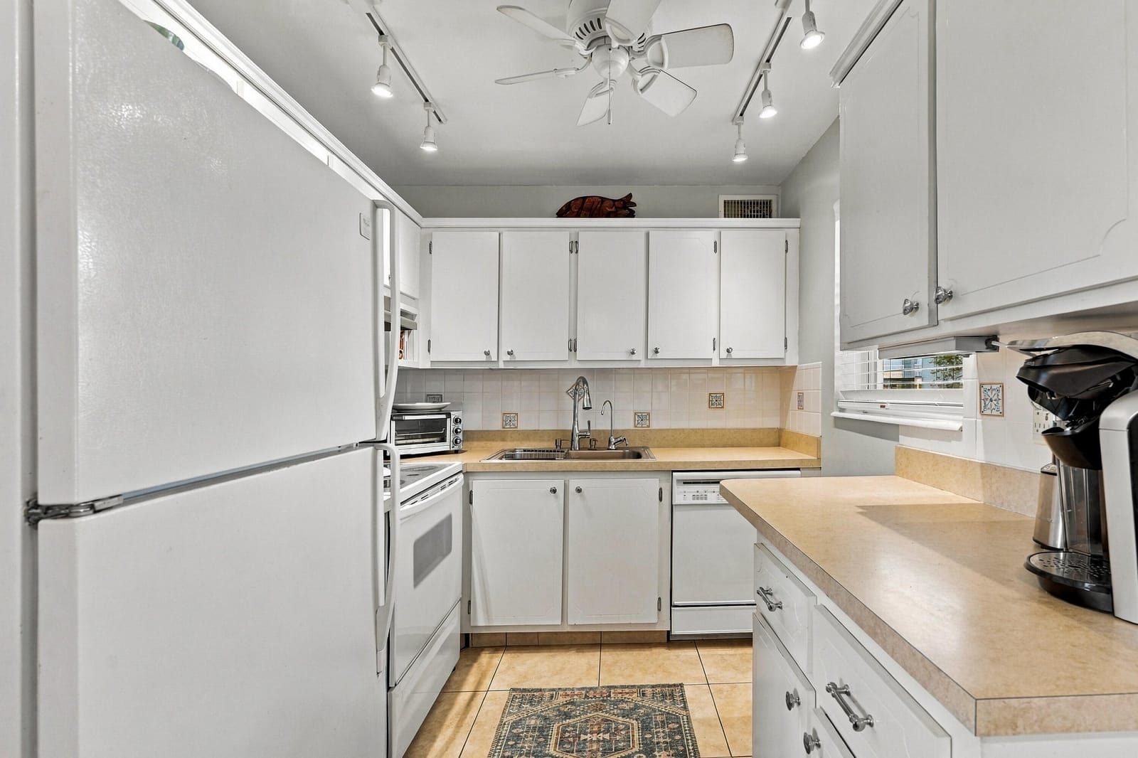 530 HORIZONS E 104, Boynton Beach, FL 33435 photo 10