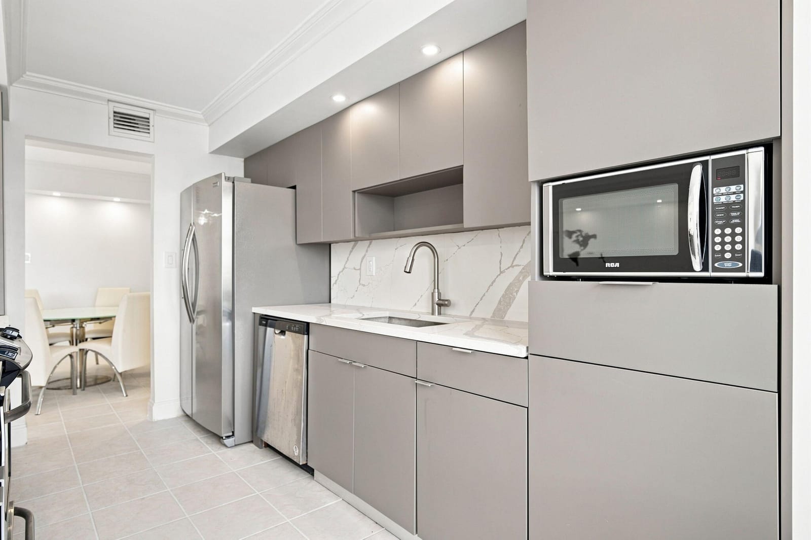 18021 Biscayne Boulevard 901, Aventura, FL 33160 photo 11
