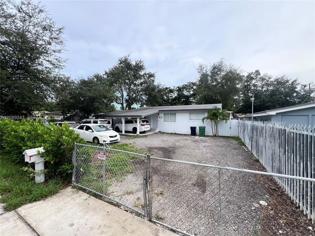 1310 Sharar Avenue, Opa-Locka, FL 33054