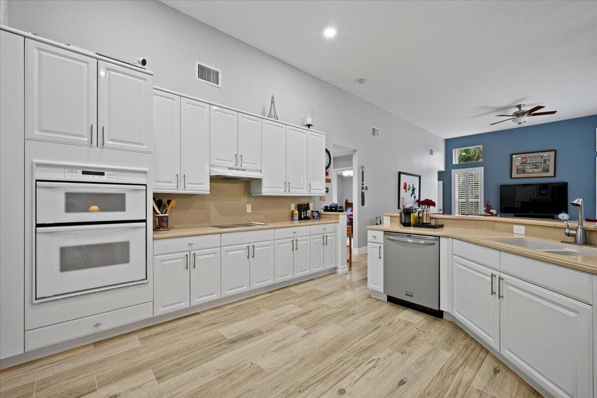 15522 Cypress Park Drive — photo 10