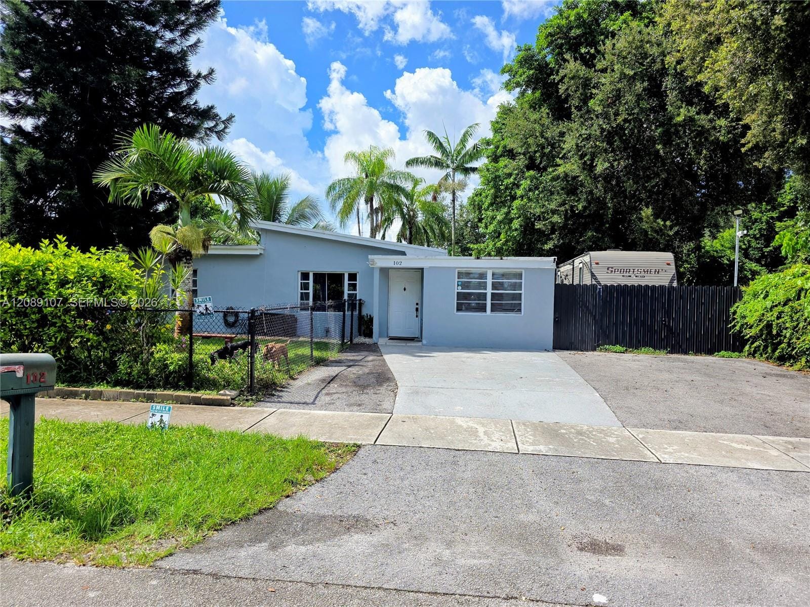102 Williams Road — photo 1