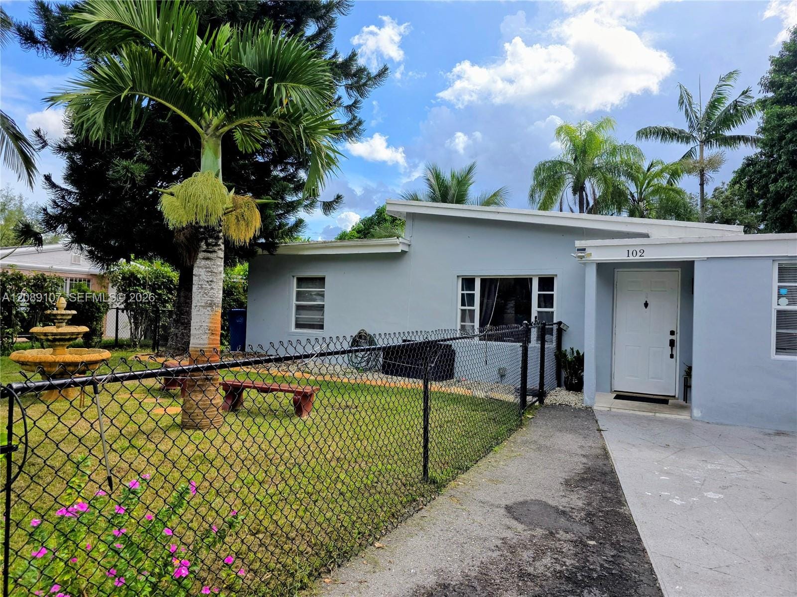 102 Williams Road — photo 3