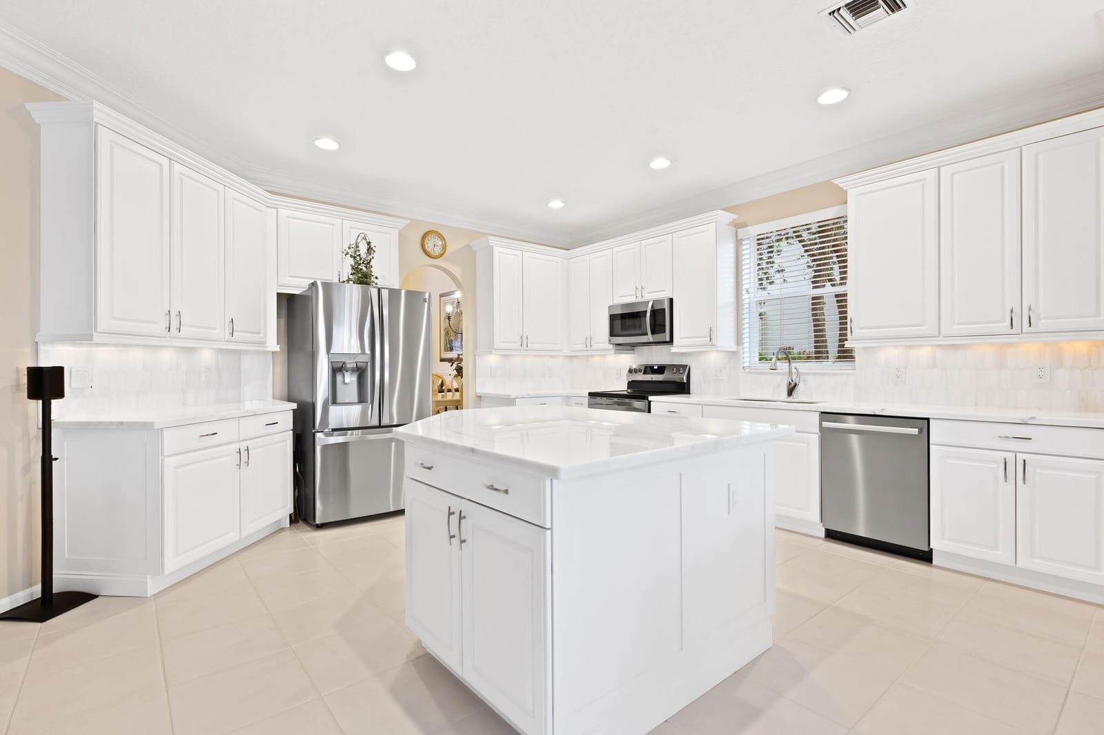 12621 YARDLEY Drive, Boca Raton, FL 33428 photo 10