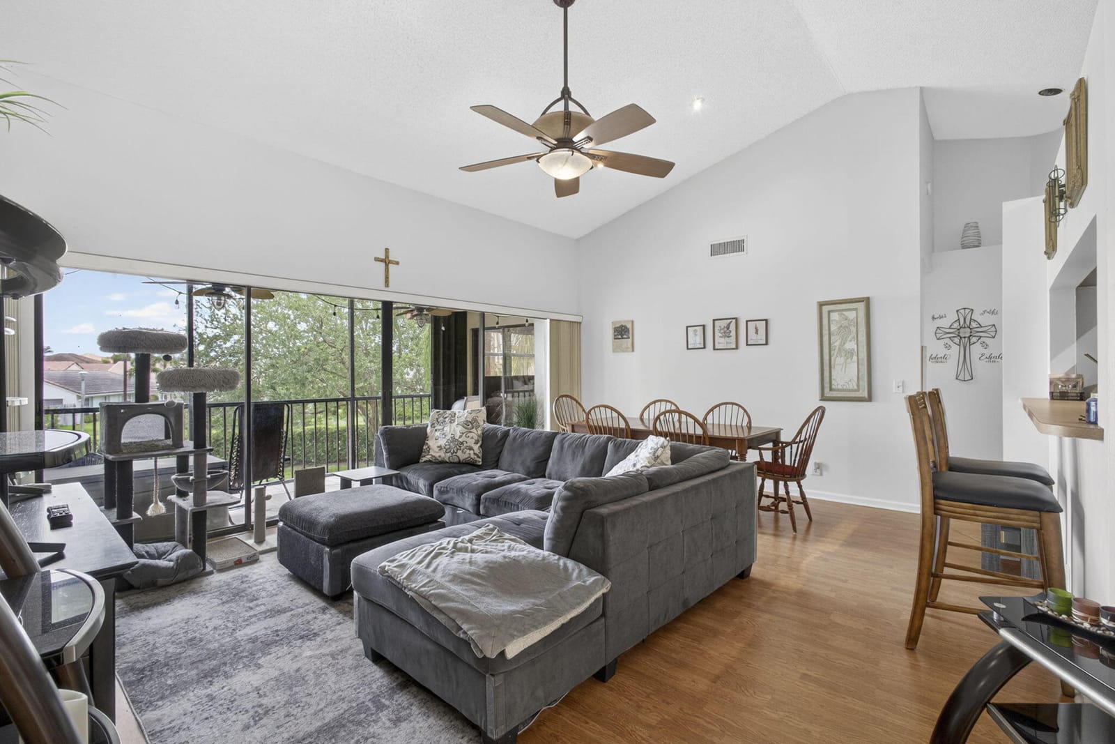 12644 Shoreline Drive 8F — photo 6