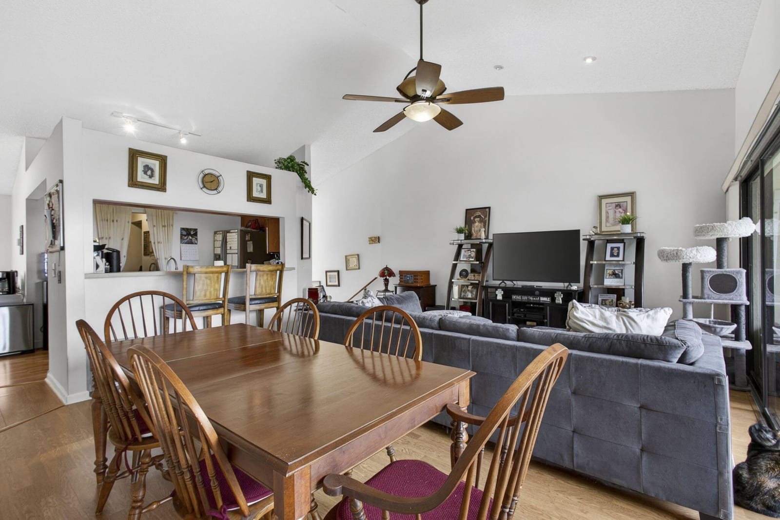 12644 Shoreline Drive 8F — photo 10