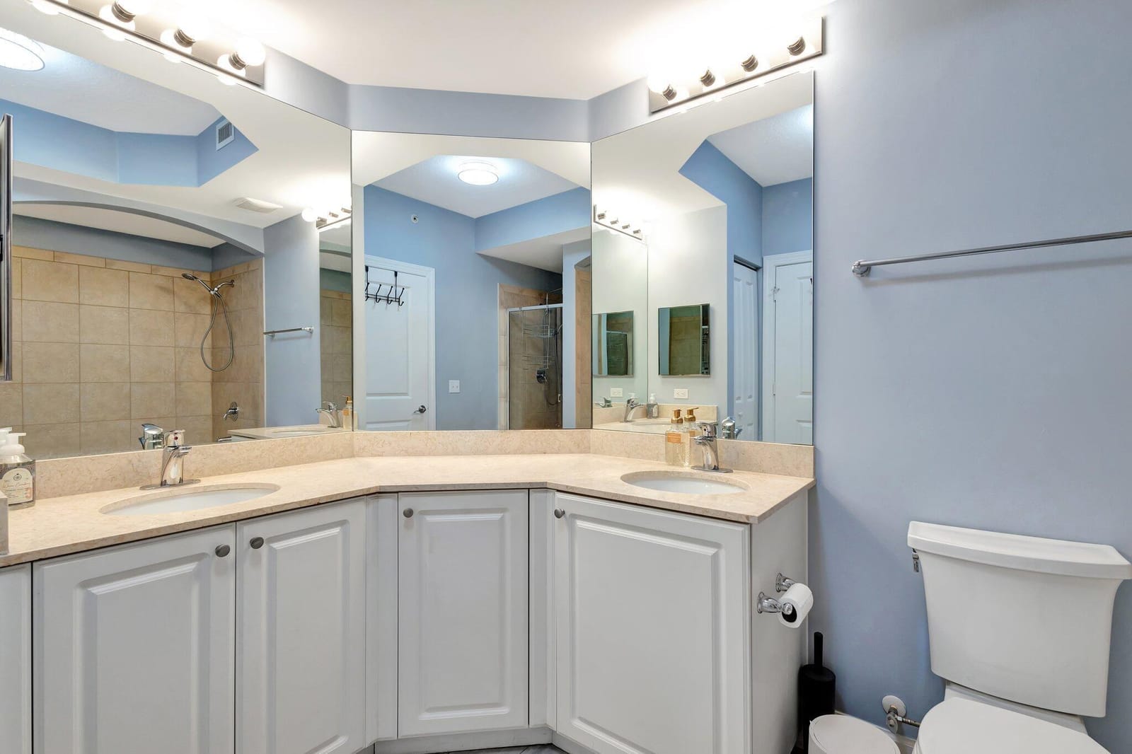 1690 Renaissance Commons Boulevard 1401, Boynton Beach, FL 33426 photo 16