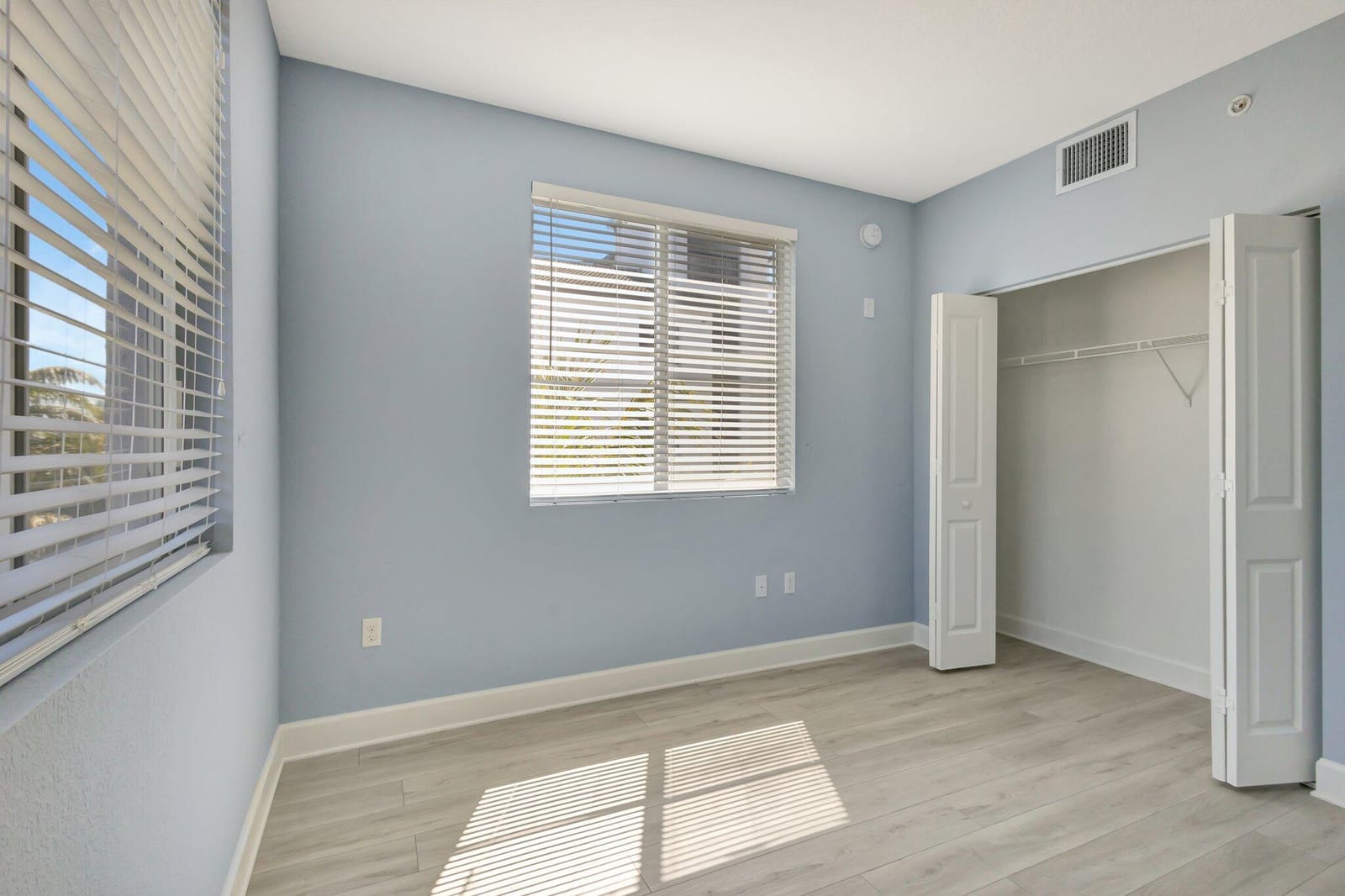 1690 Renaissance Commons Boulevard 1401, Boynton Beach, FL 33426 photo 22