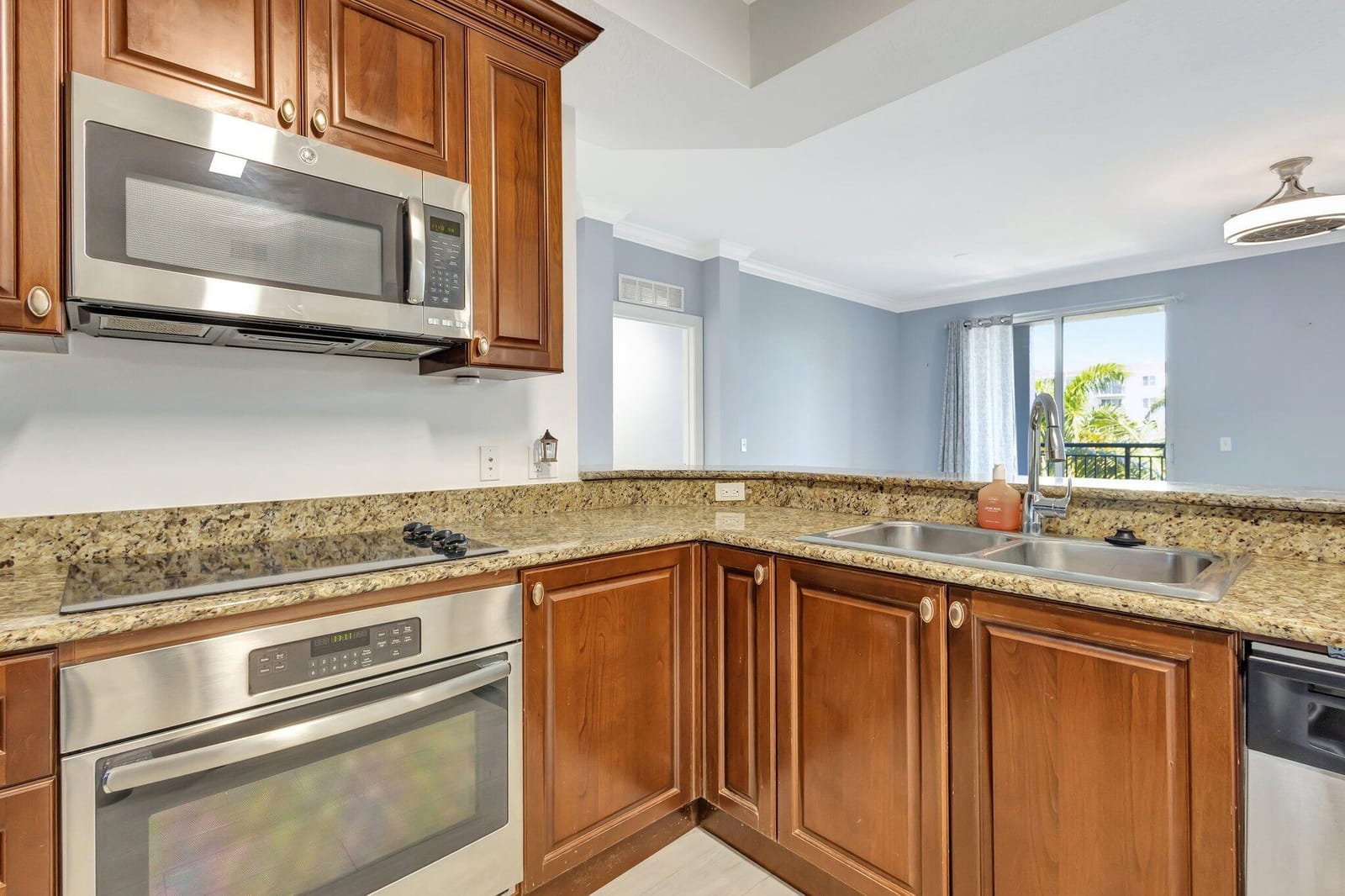 1690 Renaissance Commons Boulevard 1401 — photo 5