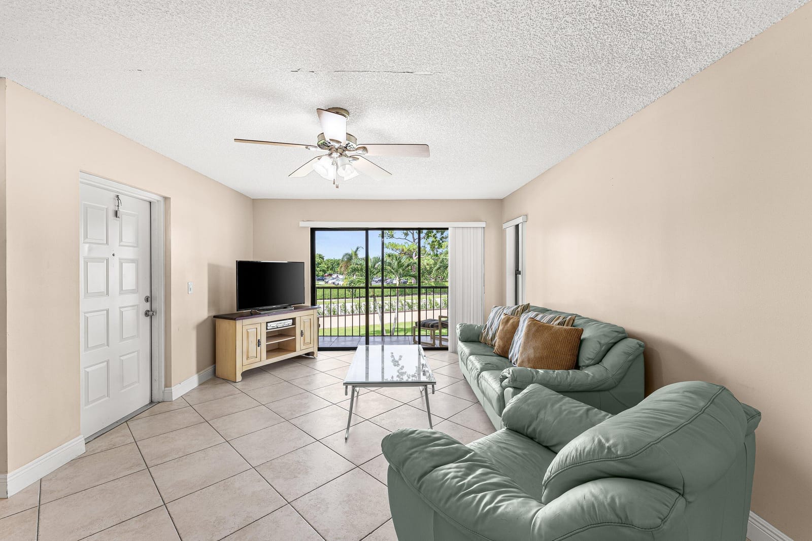 805 Sky Pine Way F2 — photo 12