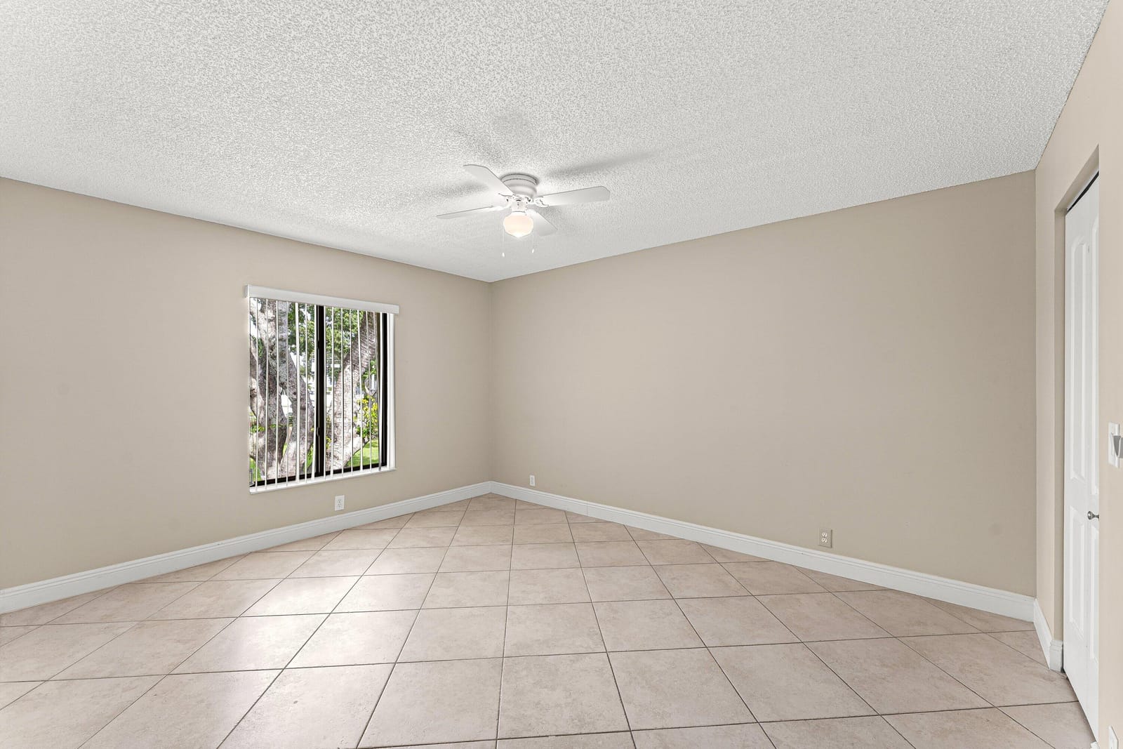 805 Sky Pine Way F2, Greenacres, FL 33415 photo 13