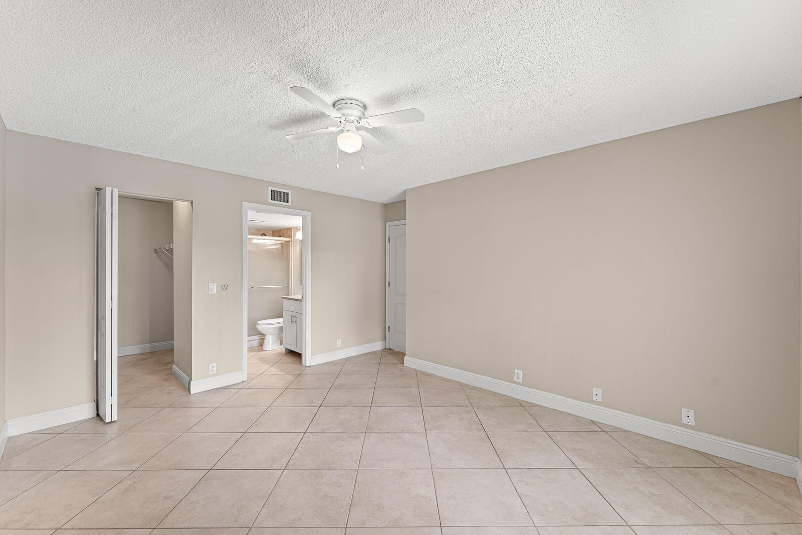 805 Sky Pine Way F2, Greenacres, FL 33415 photo 14