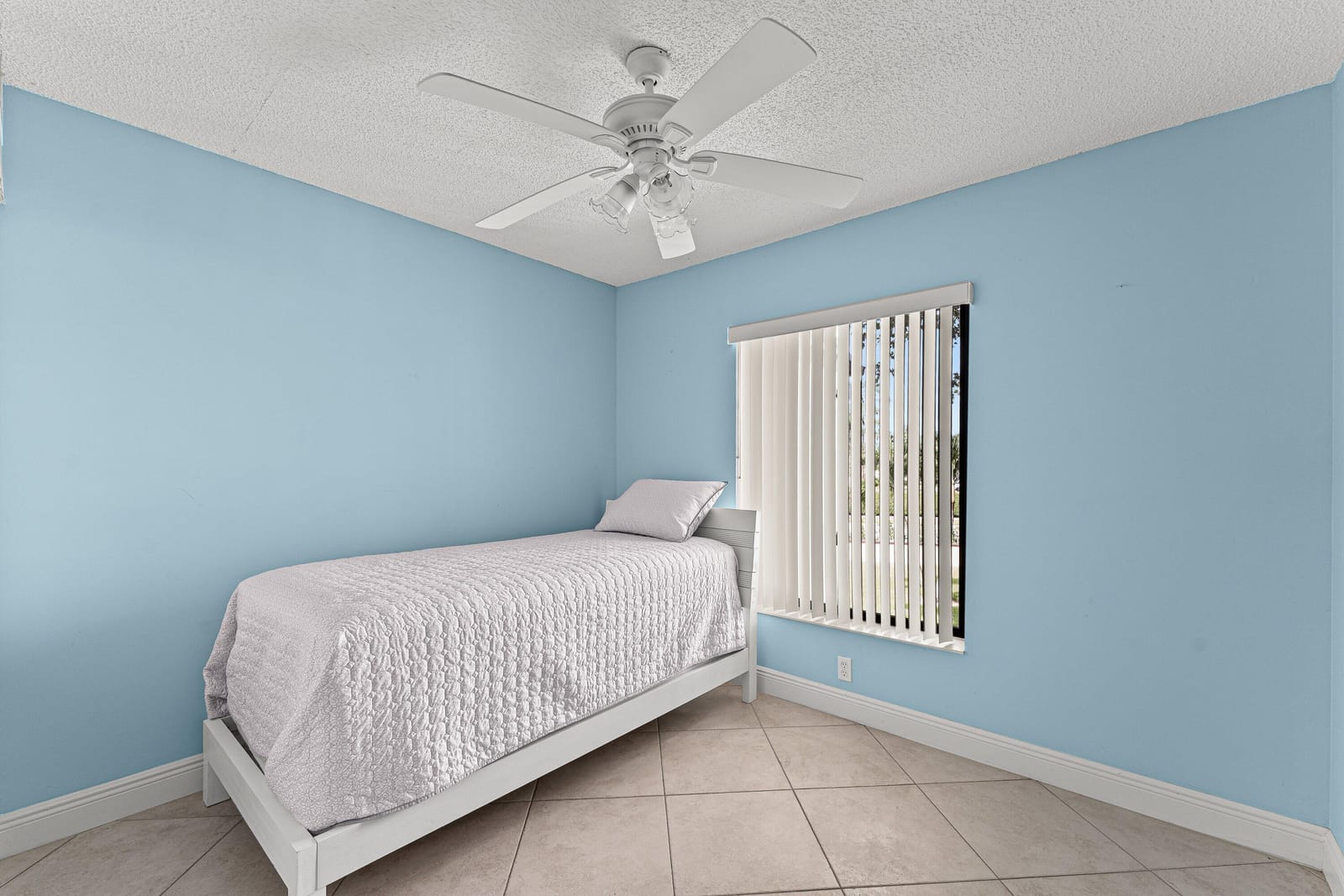 805 Sky Pine Way F2, Greenacres, FL 33415 photo 17