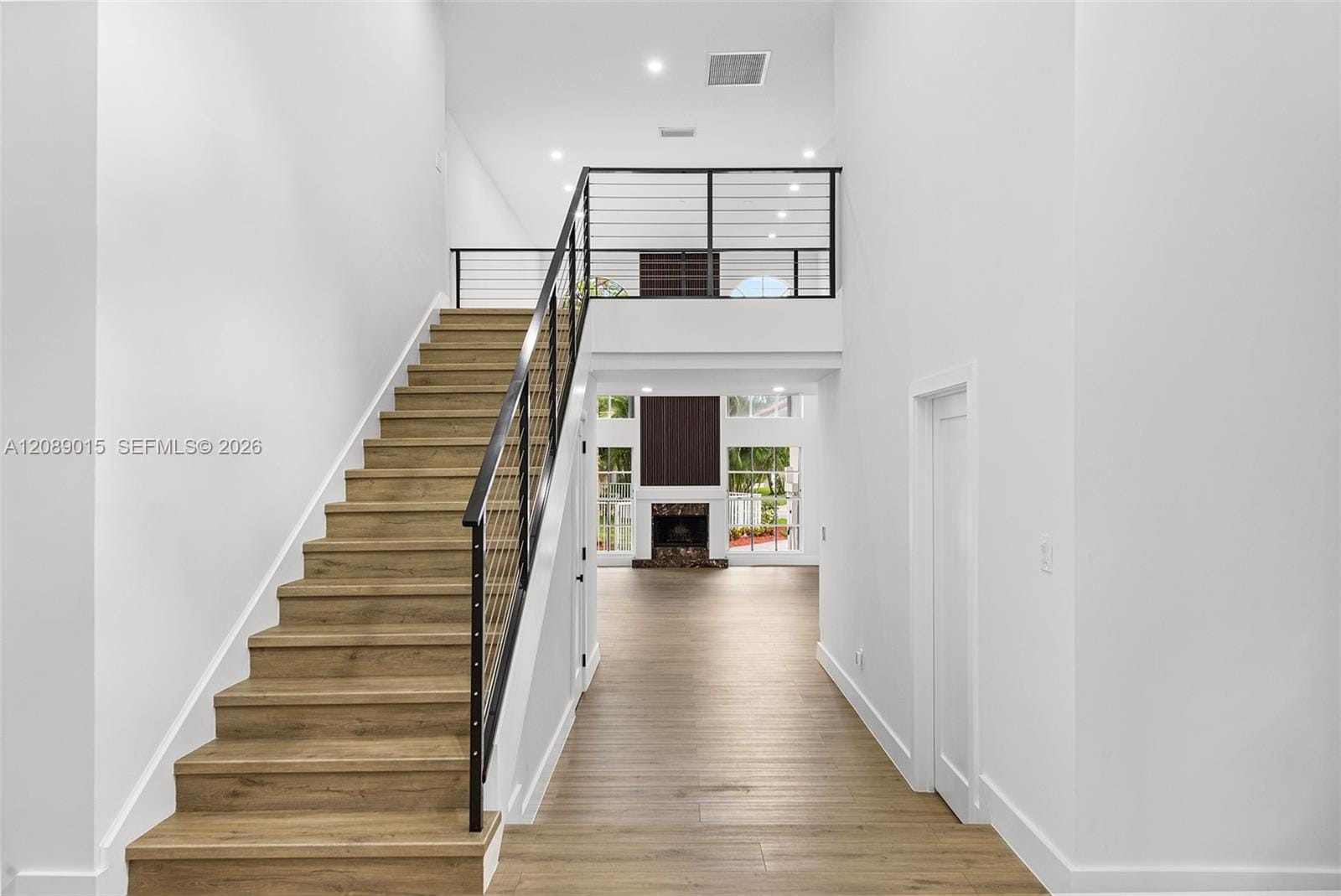4499 Woodfield Boulevard — photo 10