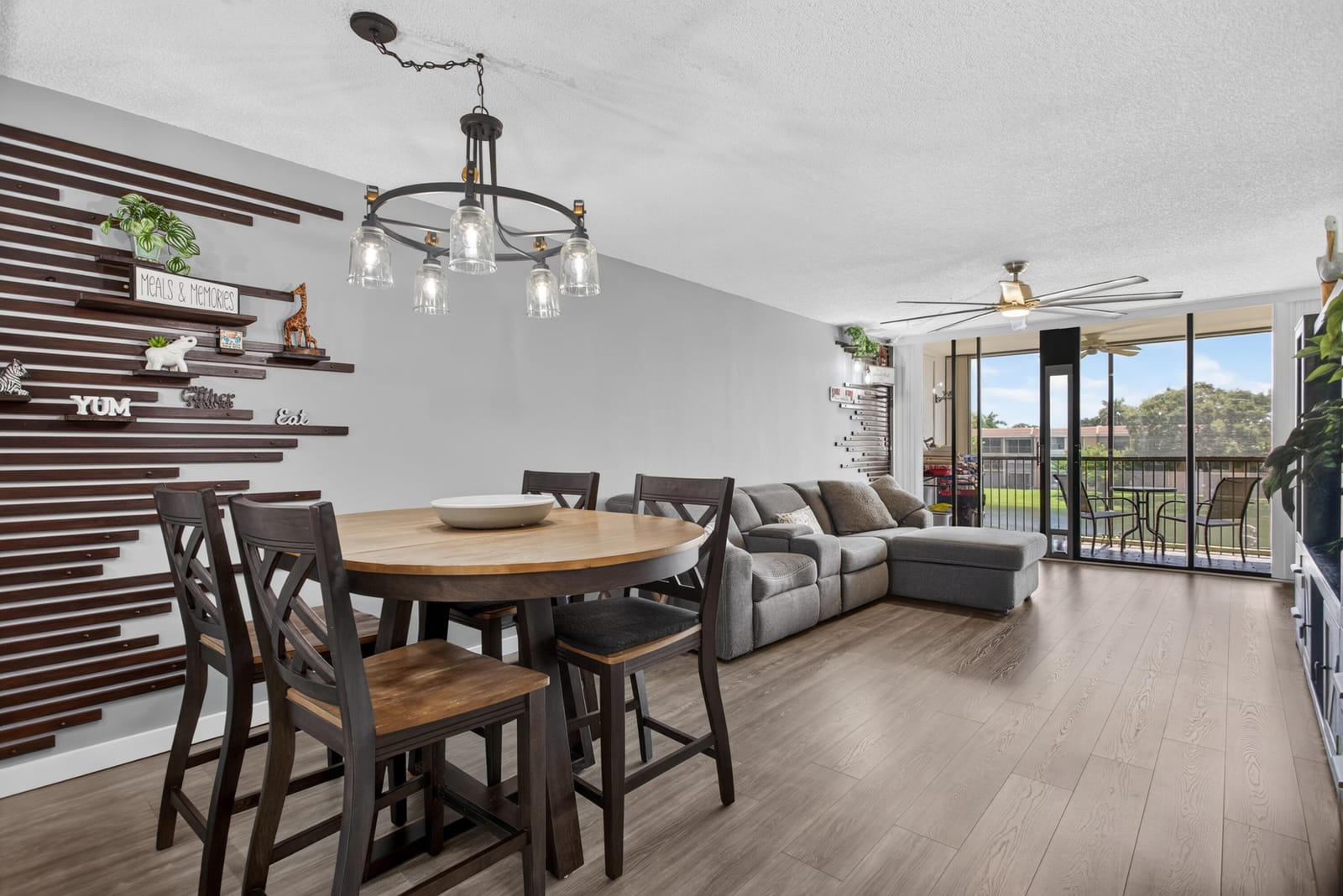 5626 Coral Lake Drive 302 — photo 12