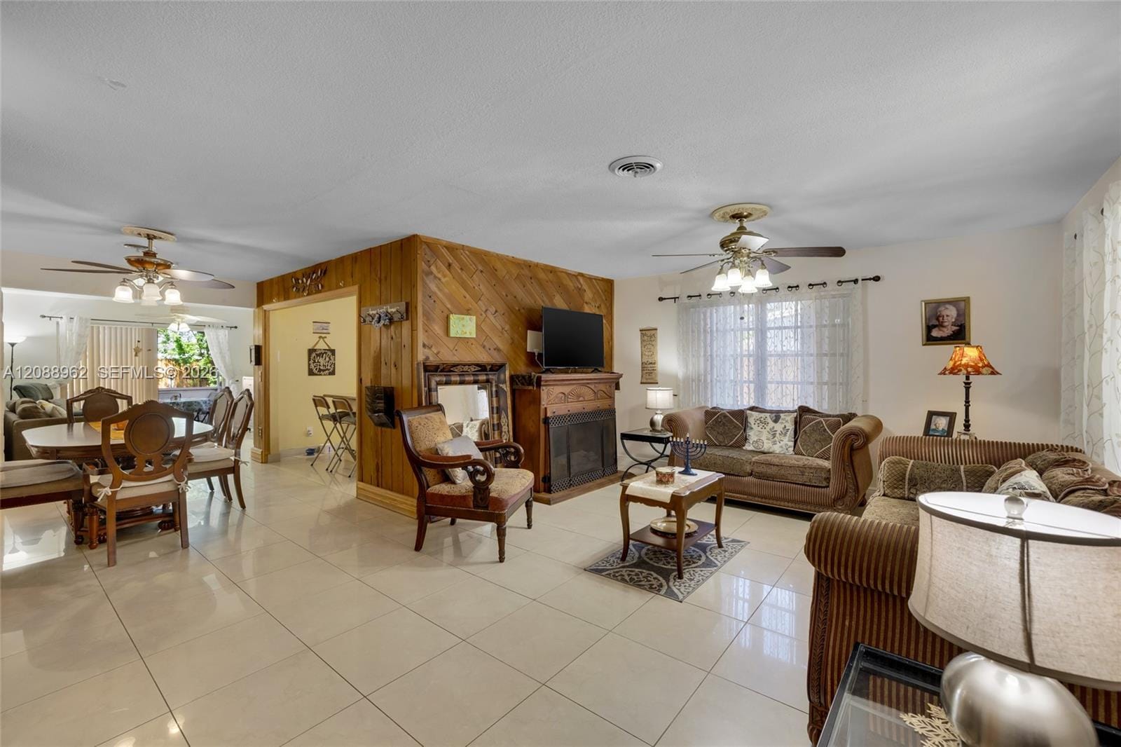 304 SW 68th Avenue, Pembroke Pines, FL 33023 photo 5