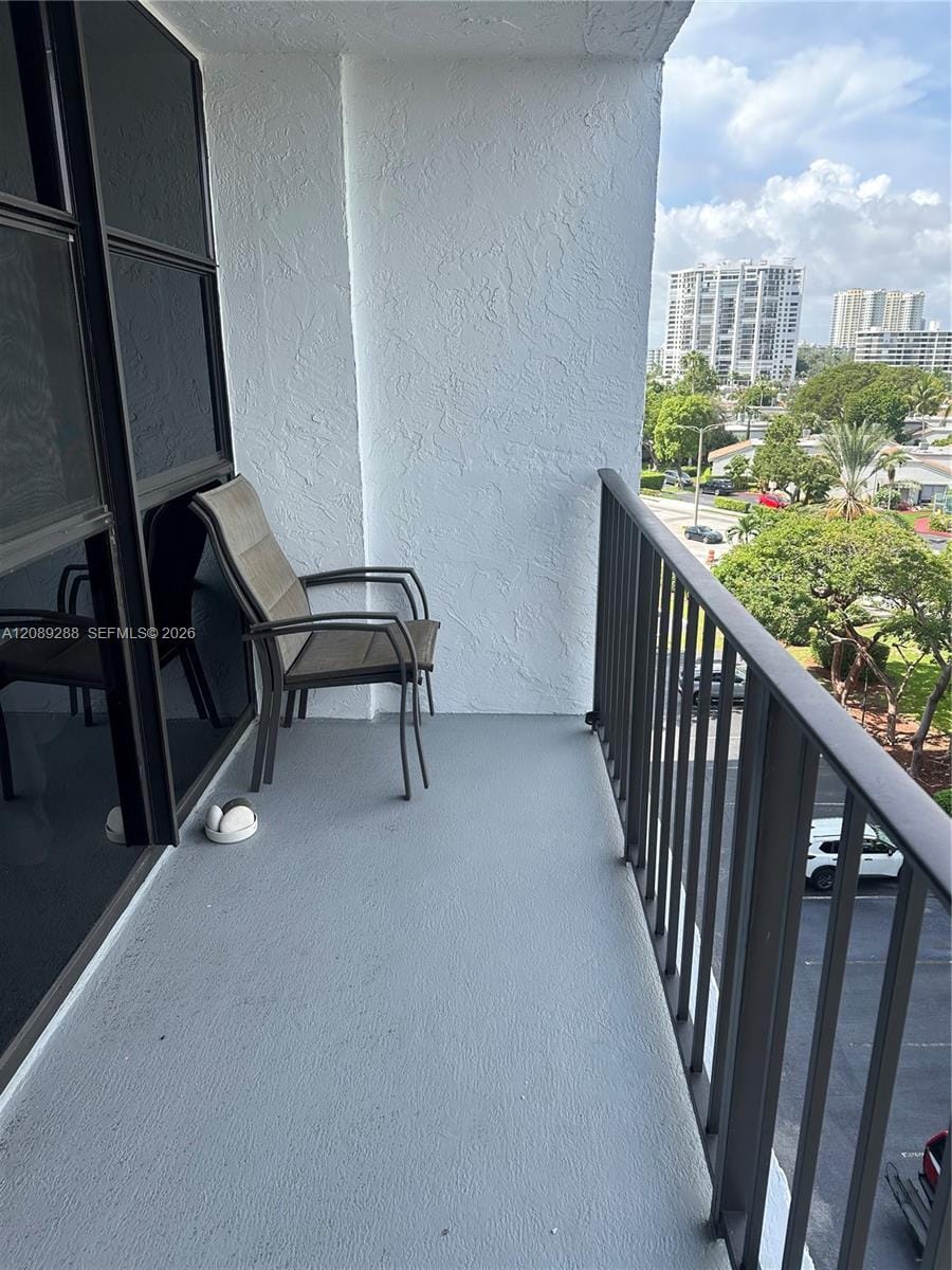 600 Parkview Drive 627 — photo 11