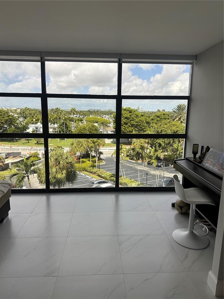 600 Parkview Drive 627 — photo 10