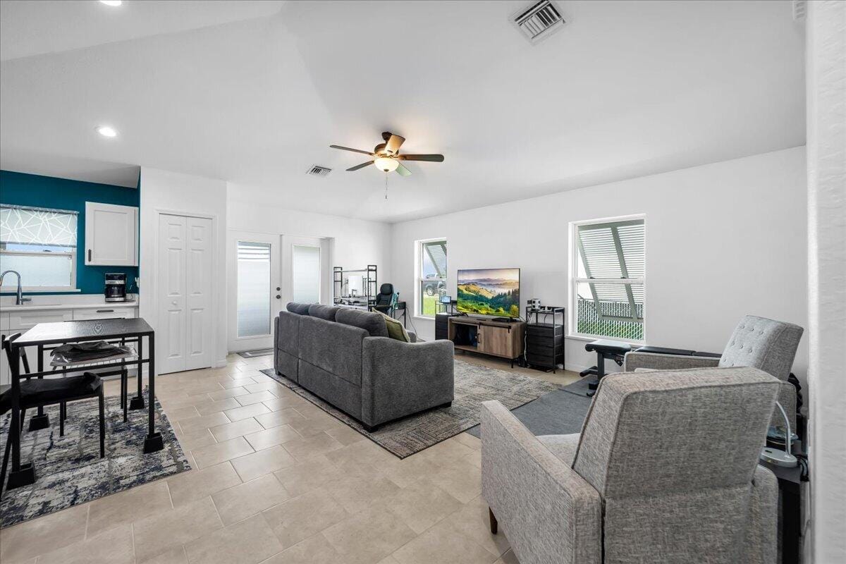 908 RIVERSIDE Drive SW, Moore Haven, FL 33471 photo 16