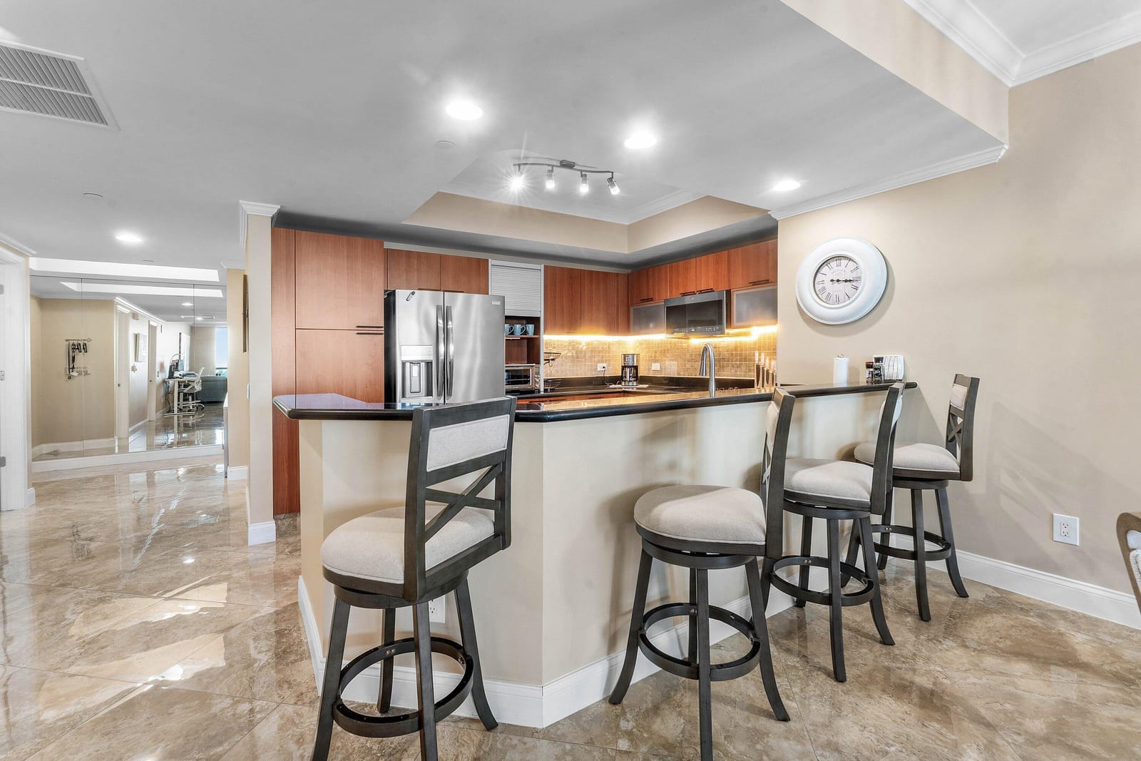 2640 Lake Shore Drive 1210 — photo 8