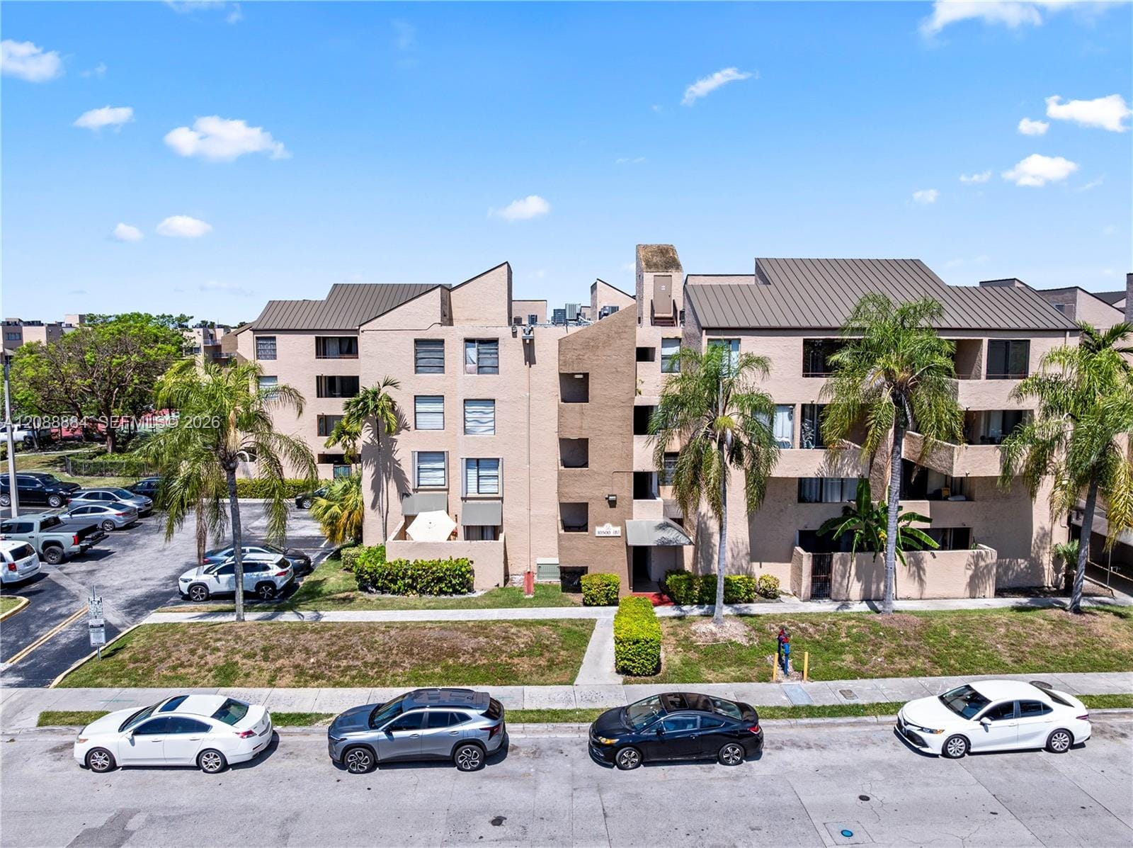 10500 SW 108th Avenue B211, Miami, FL 33176 photo 2