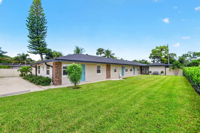 4317 Vermont Avenue, Lake Worth, FL 33461