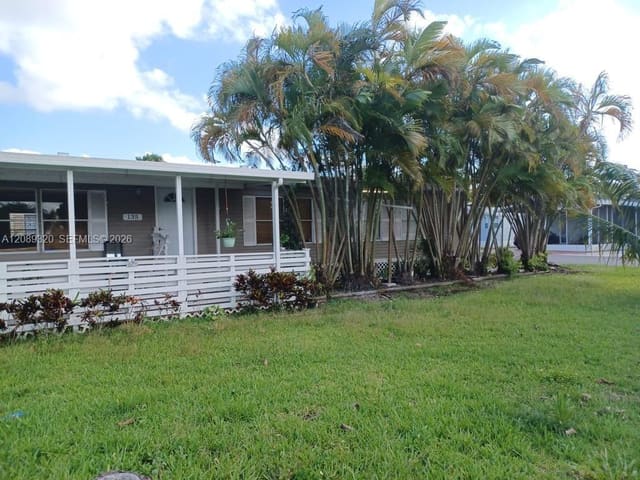 19800 SW 180th Avenue 135, Miami, FL 33187