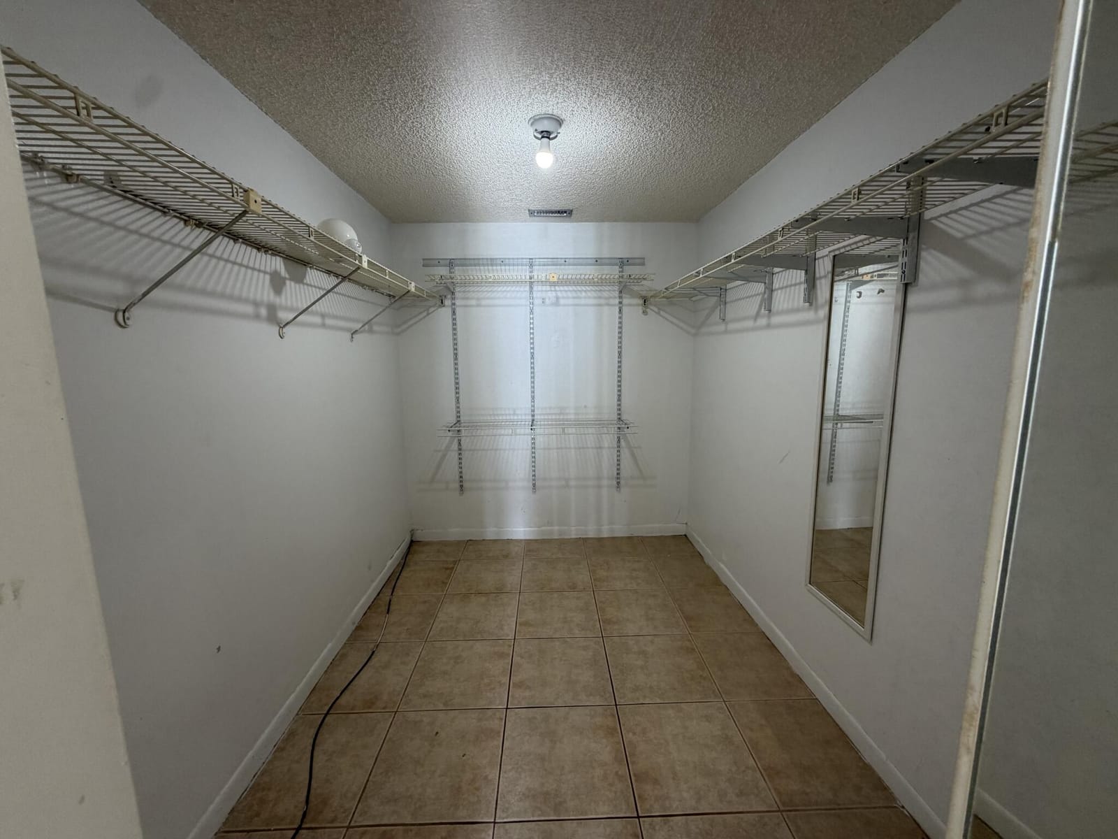112 LAKE EMERALD Drive 203, Oakland Park, FL 33309 photo 10