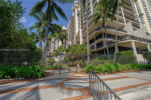 540 Brickell Key Drive 600, Miami, FL 33131