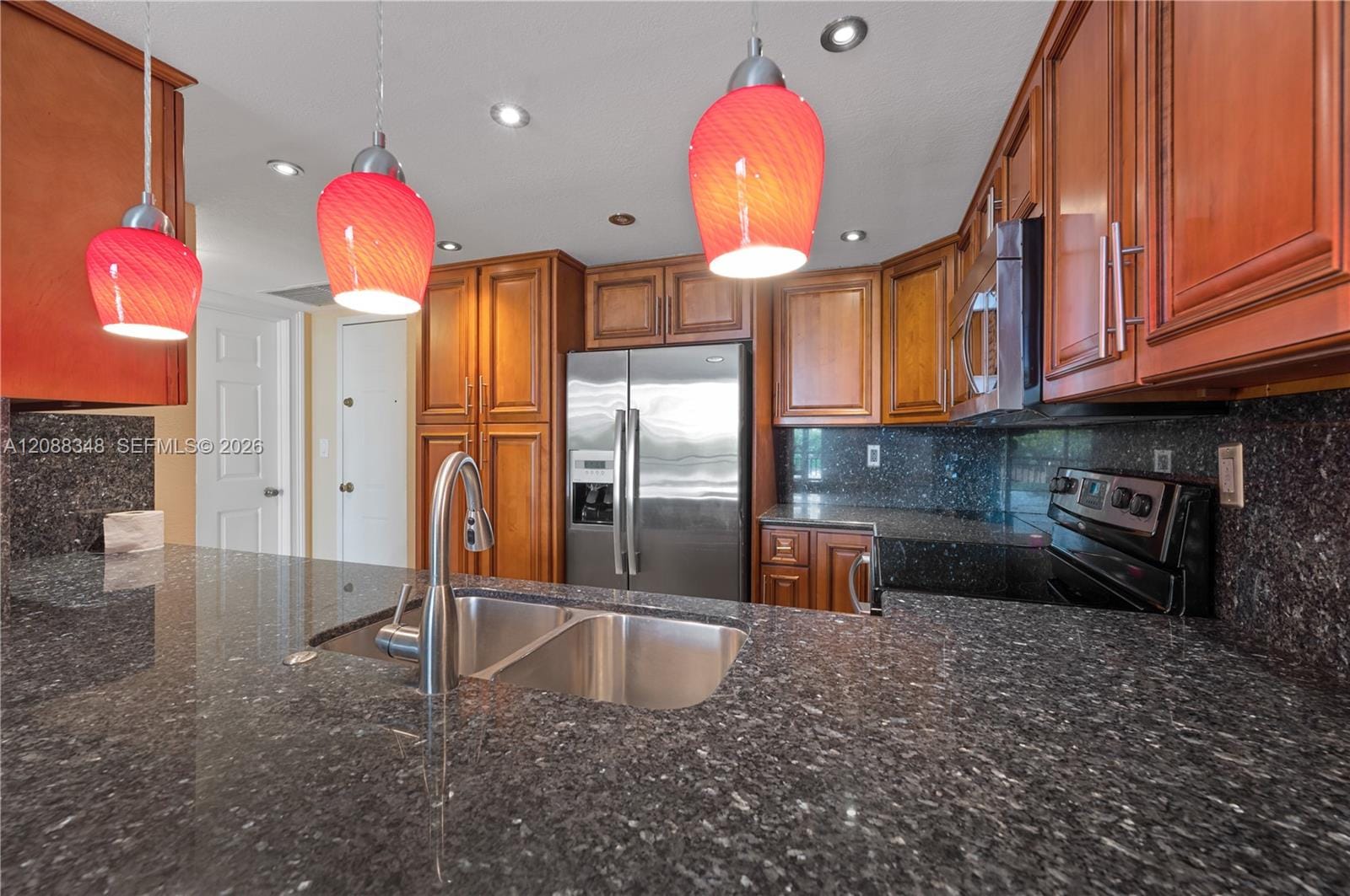 540 Brickell Key Drive 600, Miami, FL 33131 photo 4