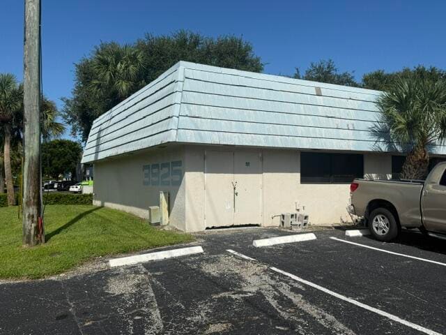 3925 Investment Lane 32, West Palm Beach, FL