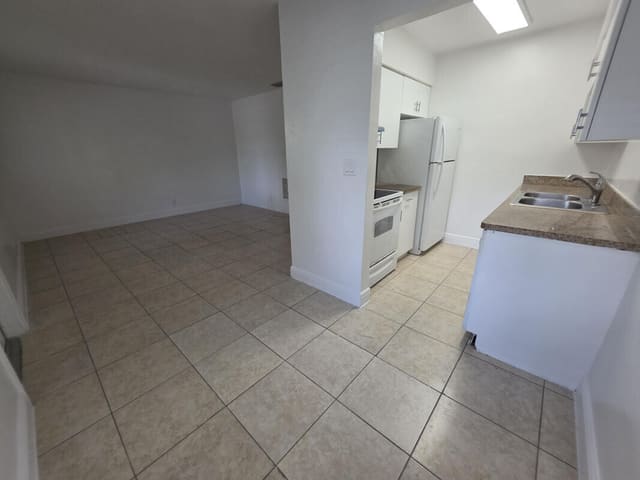 75 SW 10th Street 202, Fort Lauderdale, FL 33315