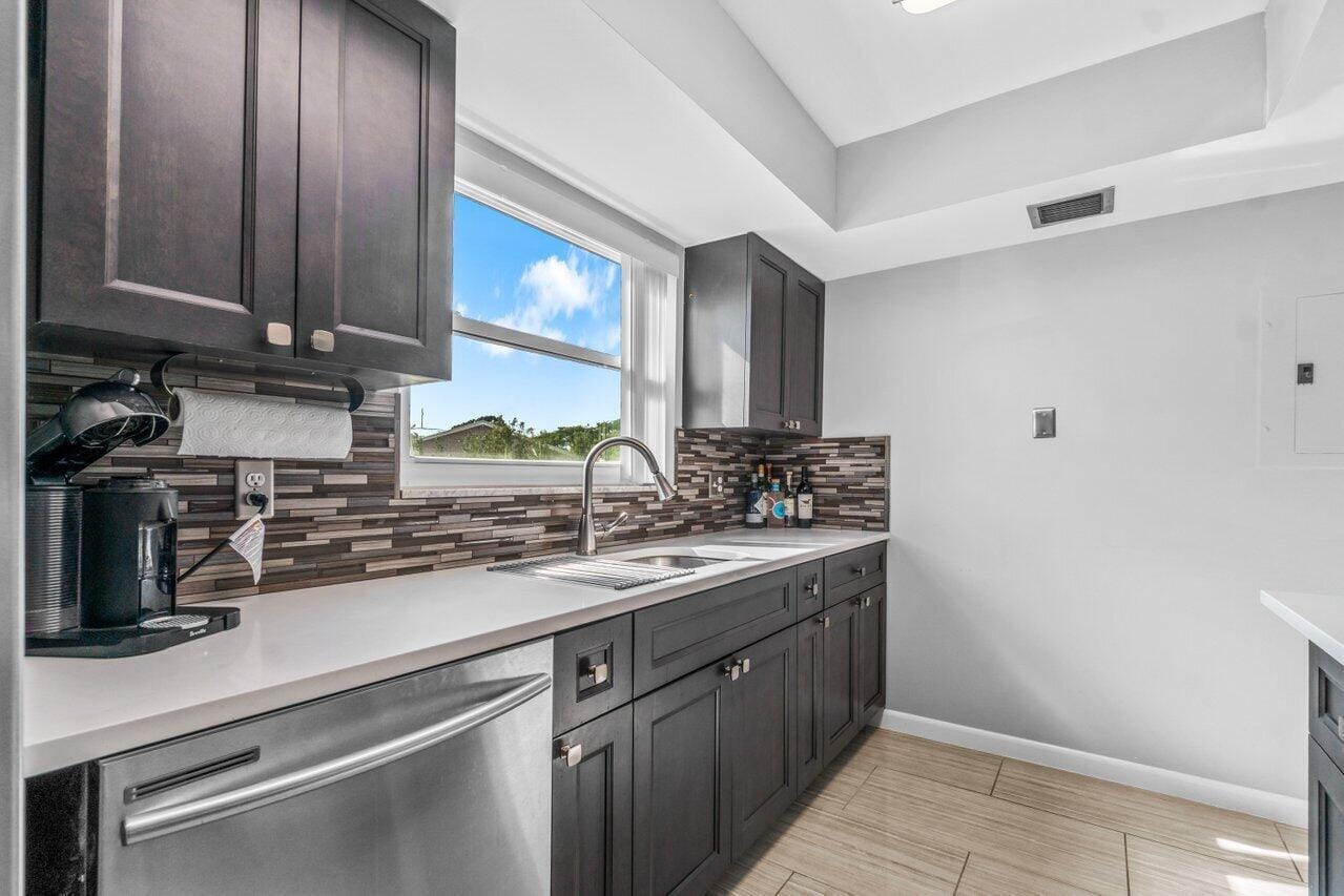 2037 S Seacrest Boulevard B — photo 12