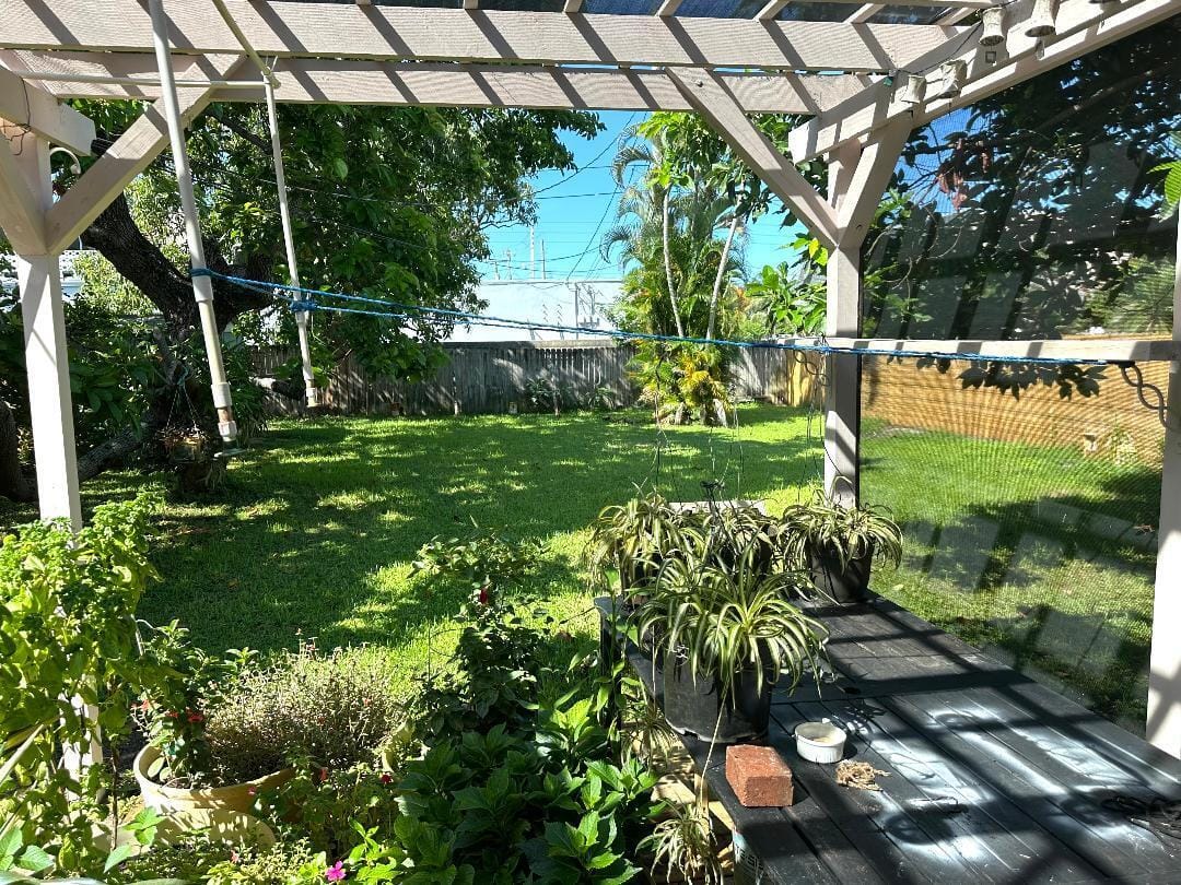 1075 James Road, Lantana, FL 33462 photo 9