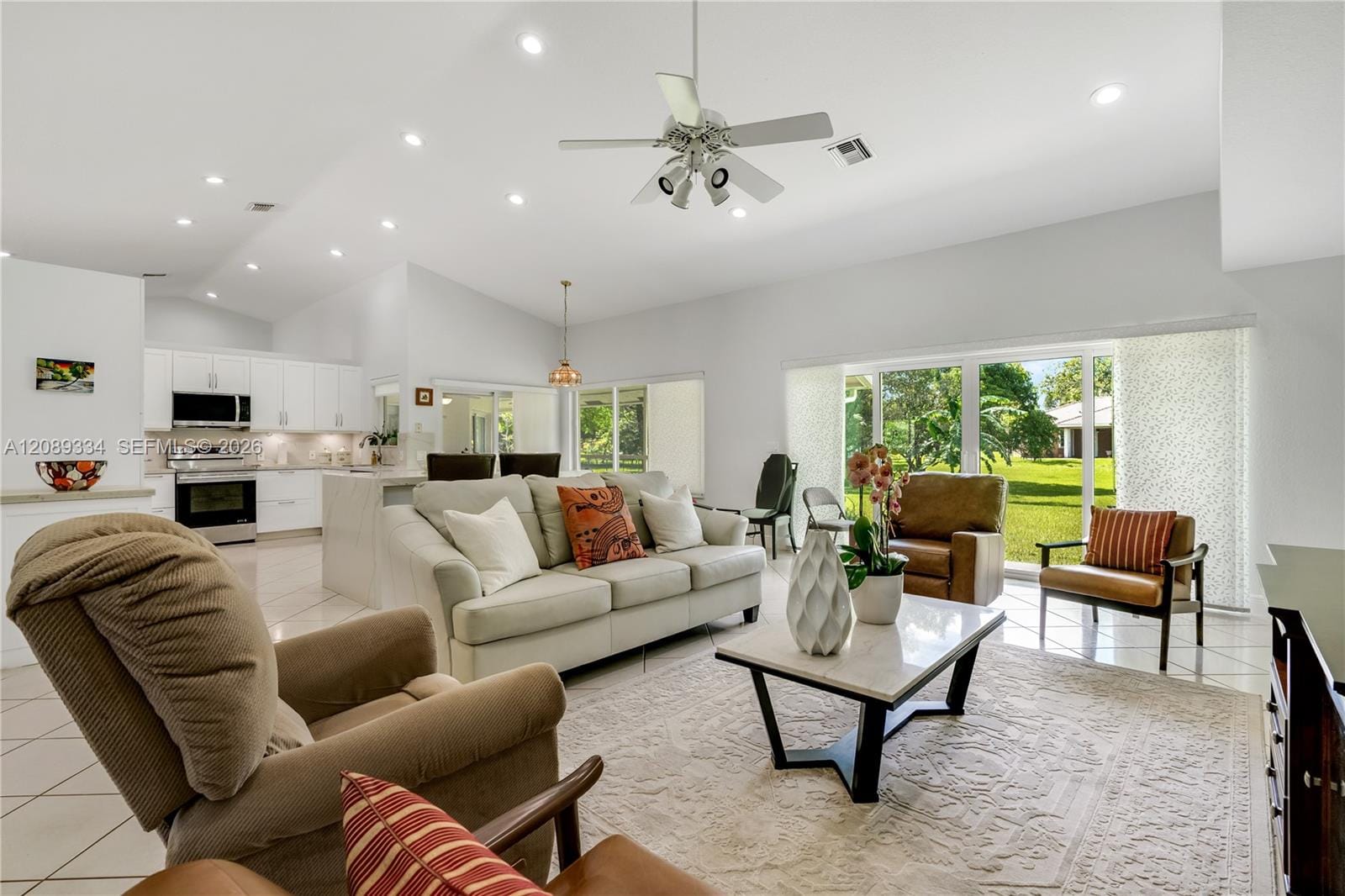 20430 SW 53rd Place, Pembroke Pines, FL 33332 photo 11
